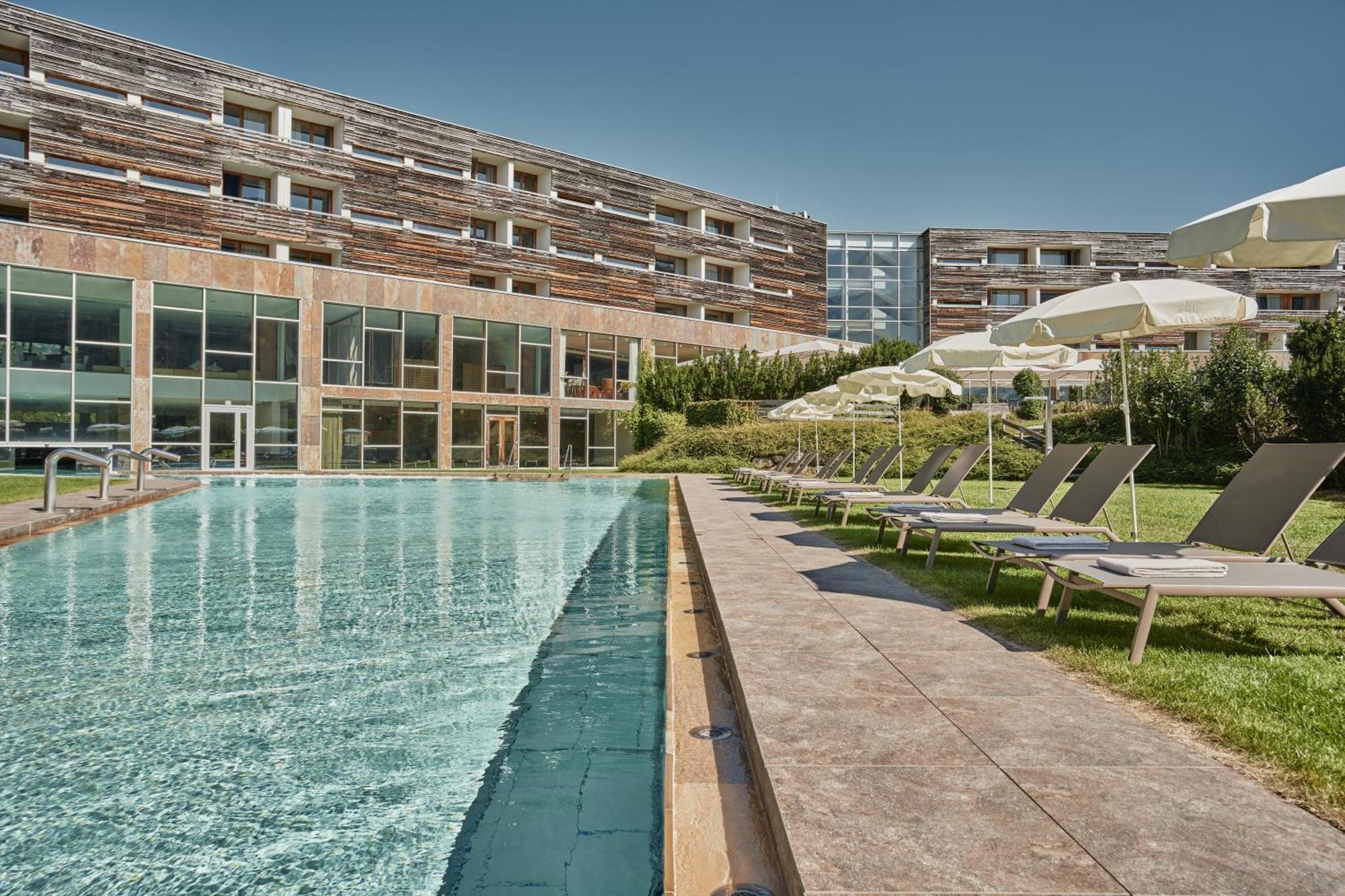 Falkensteiner Hotel & Spa Carinzia Superior Tröpolach Exterior foto
